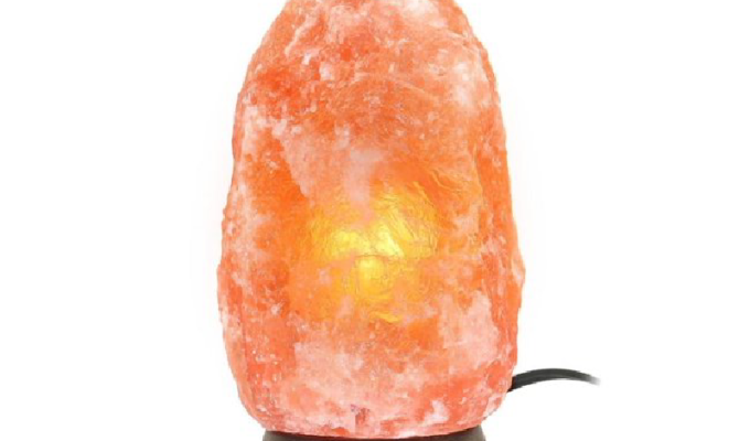 Natural Salt Lamp (03-05 Kg)