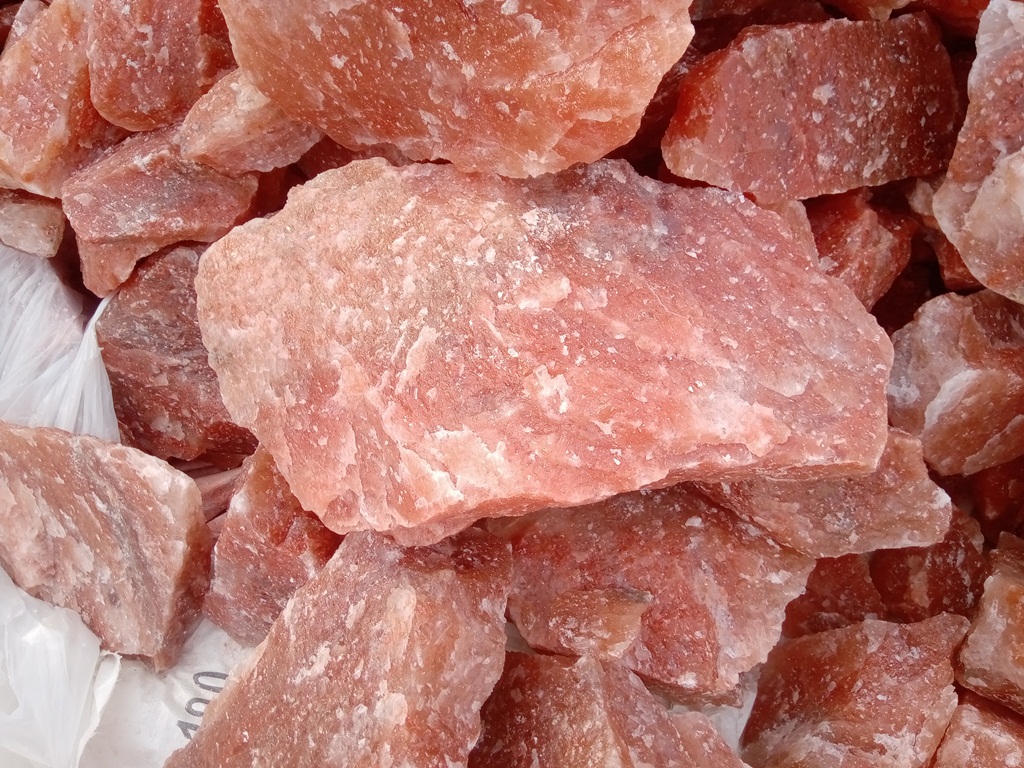 Dark Pink Salt Lumps